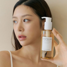Гідрофільна олія-демакіяж SKIN1004 Madagascar Centella Light Cleansing Oil 200 мл